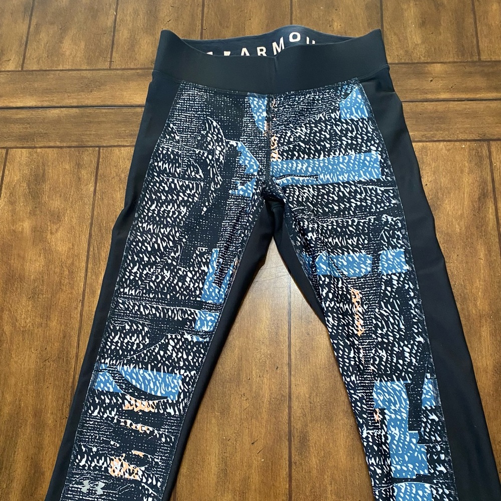 Under Armour Heat Gear Compression Capri Crops Size M
